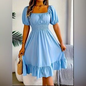 Stylish Square Necked Short Sleeve Dress w/Cinched Waist & Ruffled Hem, EUC